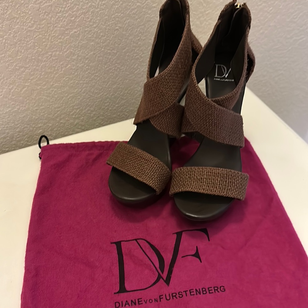 DVF Wooden Wedges 7 1/2 - New w/out box